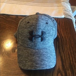 Men’s Under Armour baseball hat